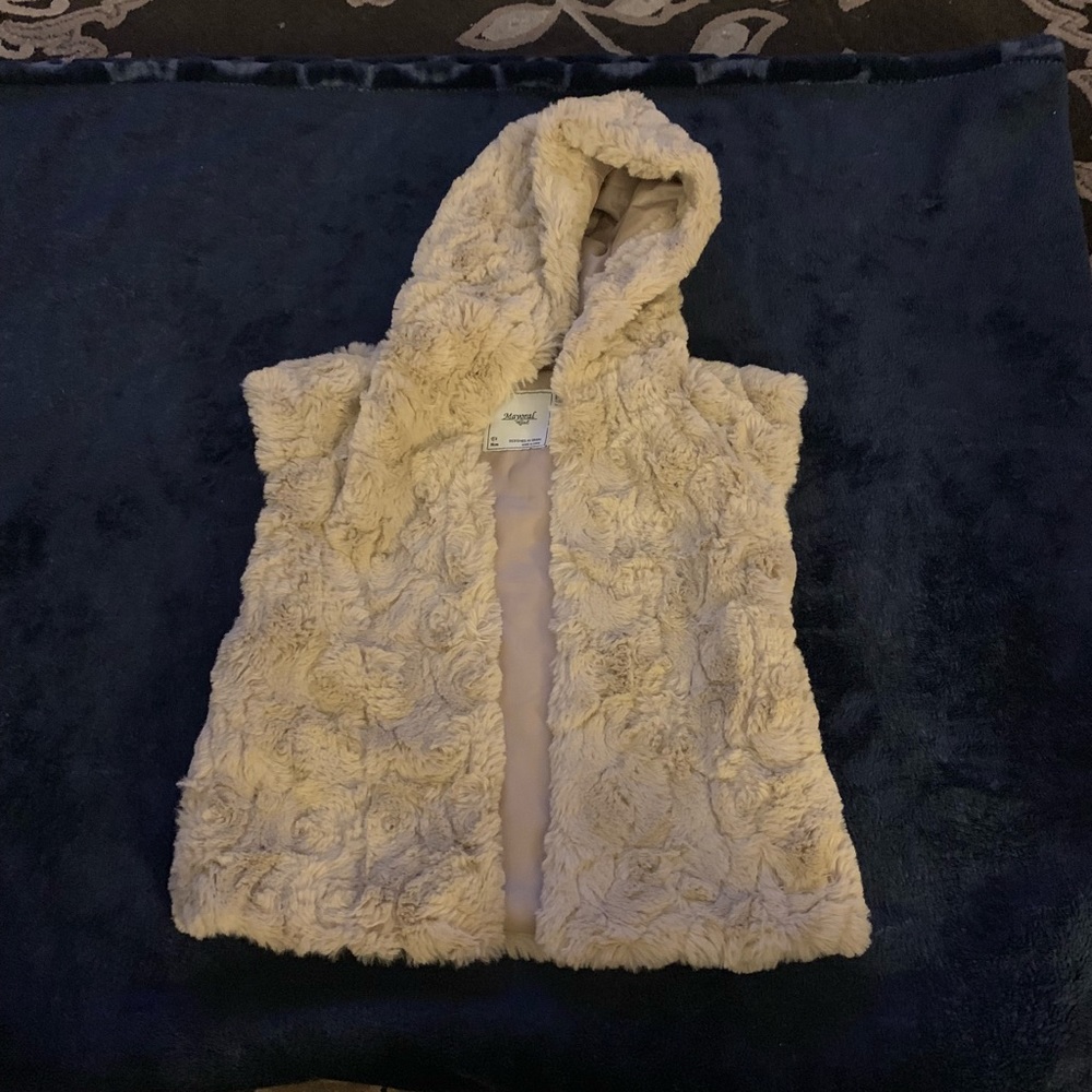 Girls faux fur vest